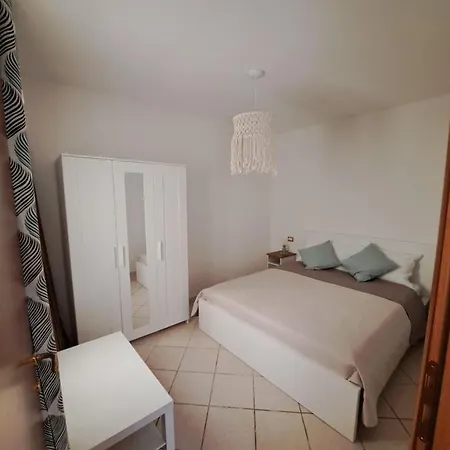 Casa Marta Rena Majore